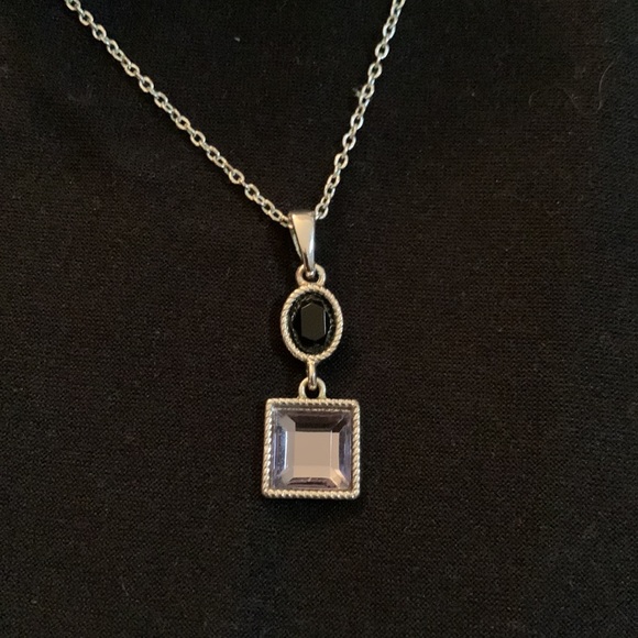 Avon Necklace and Earring Set - Picture 3 of 6